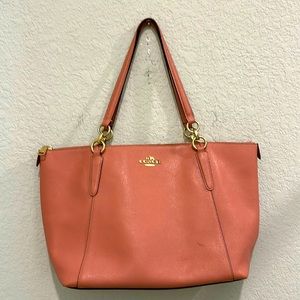 Coach tote purse